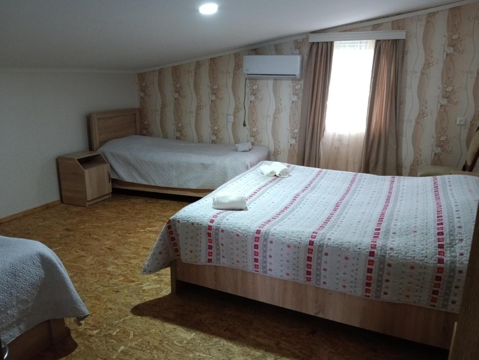 Guest House Katerina Kutaisi Exterior photo